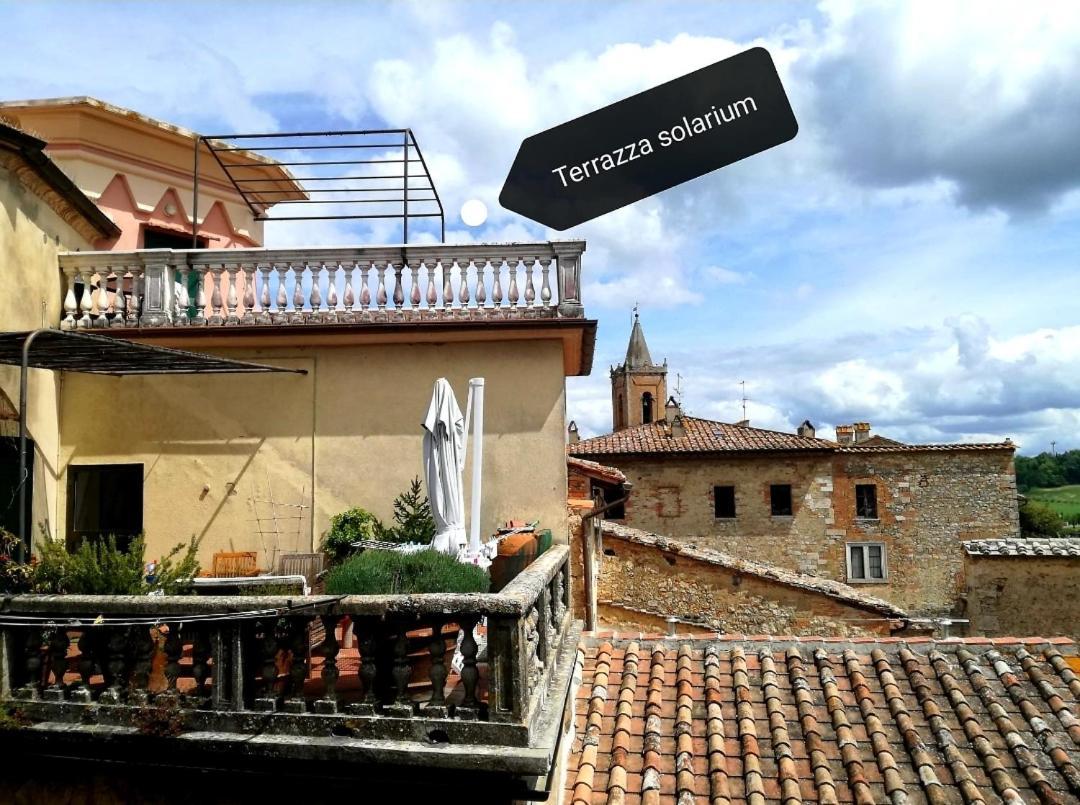 Mansarda Con Solarium Panoramico Su Centro Storico Di Sarteano Vicino Alle Famose Terme Della Val D'Orcia Apartment Exterior foto