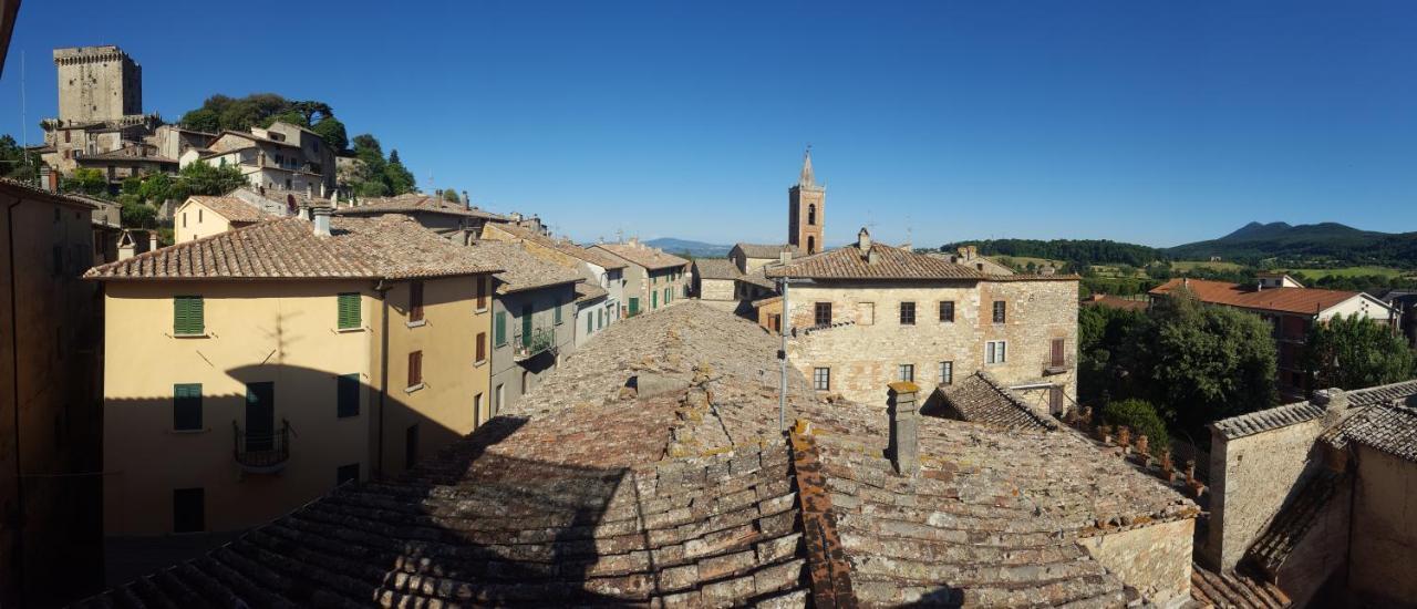 Mansarda Con Solarium Panoramico Su Centro Storico Di Sarteano Vicino Alle Famose Terme Della Val D'Orcia Apartment Exterior foto